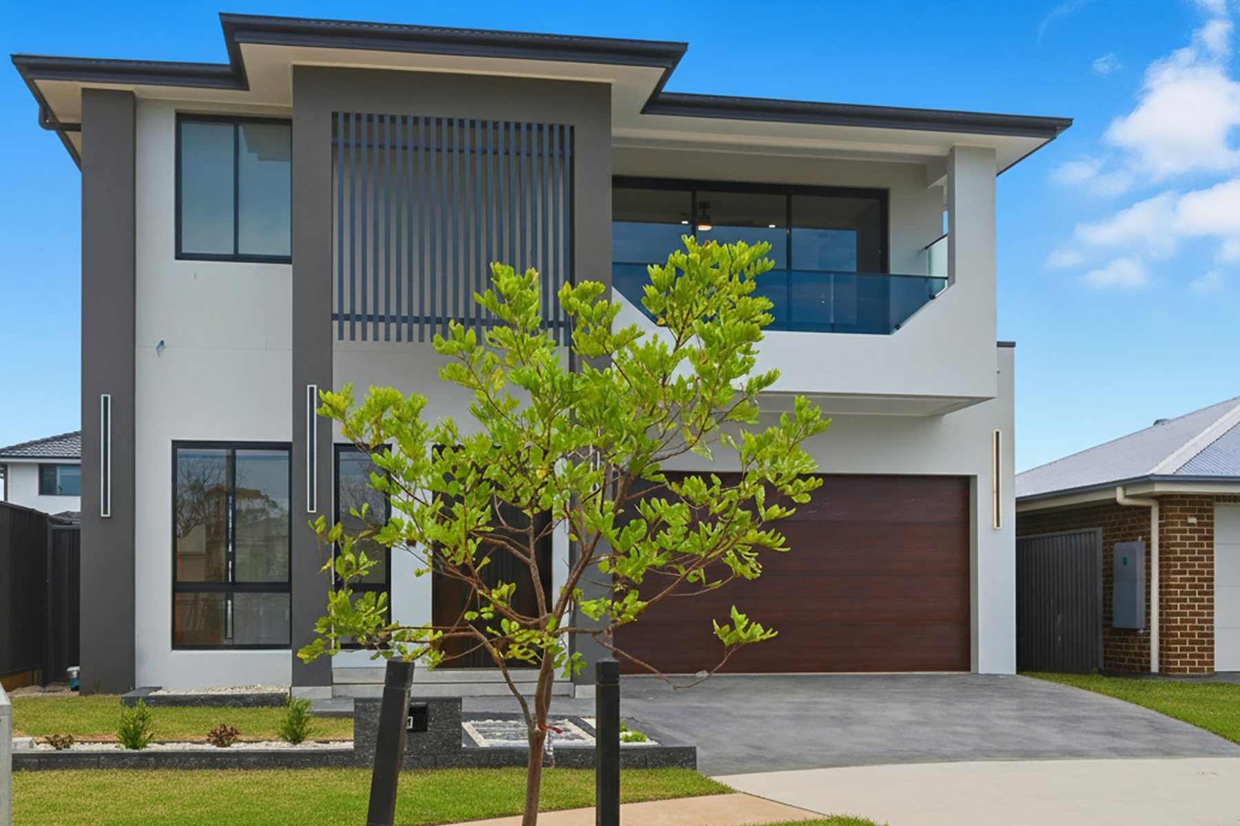 Atrium Family Residence gallery image 2