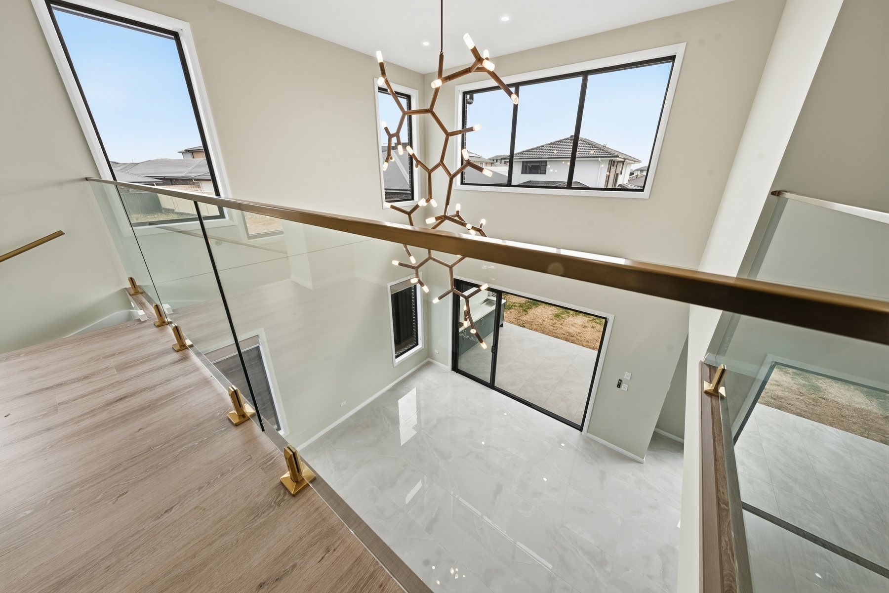 Atrium Family Residence gallery photo 8