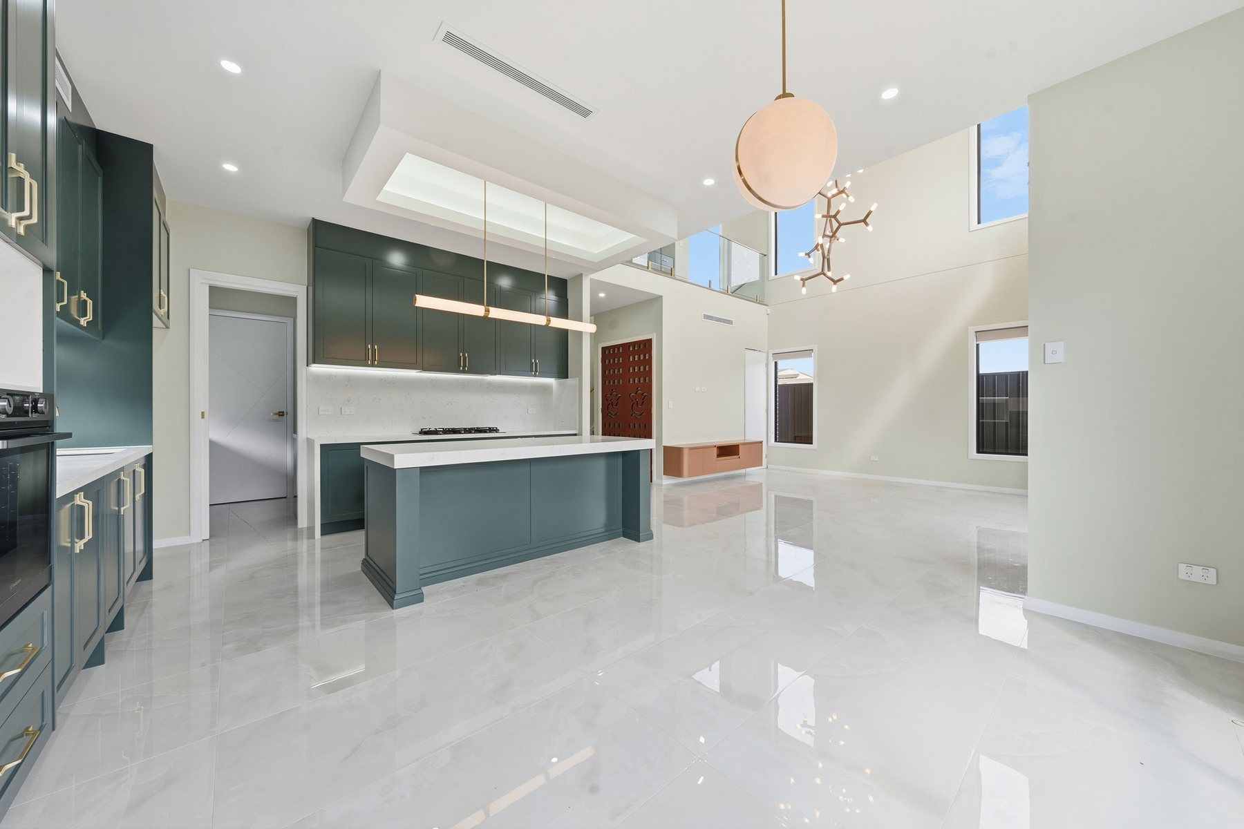 Atrium Family Residence gallery photo 13