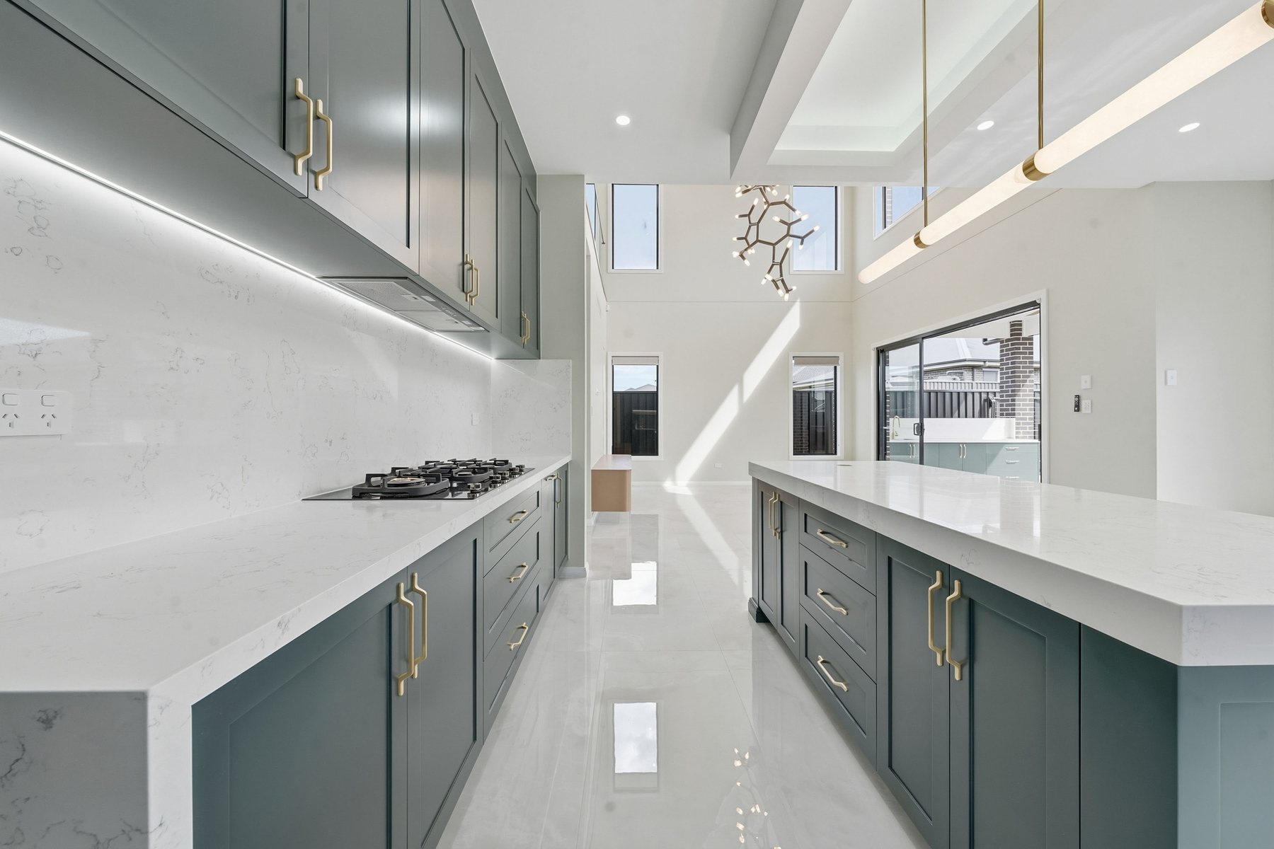Atrium Family Residence gallery photo 14