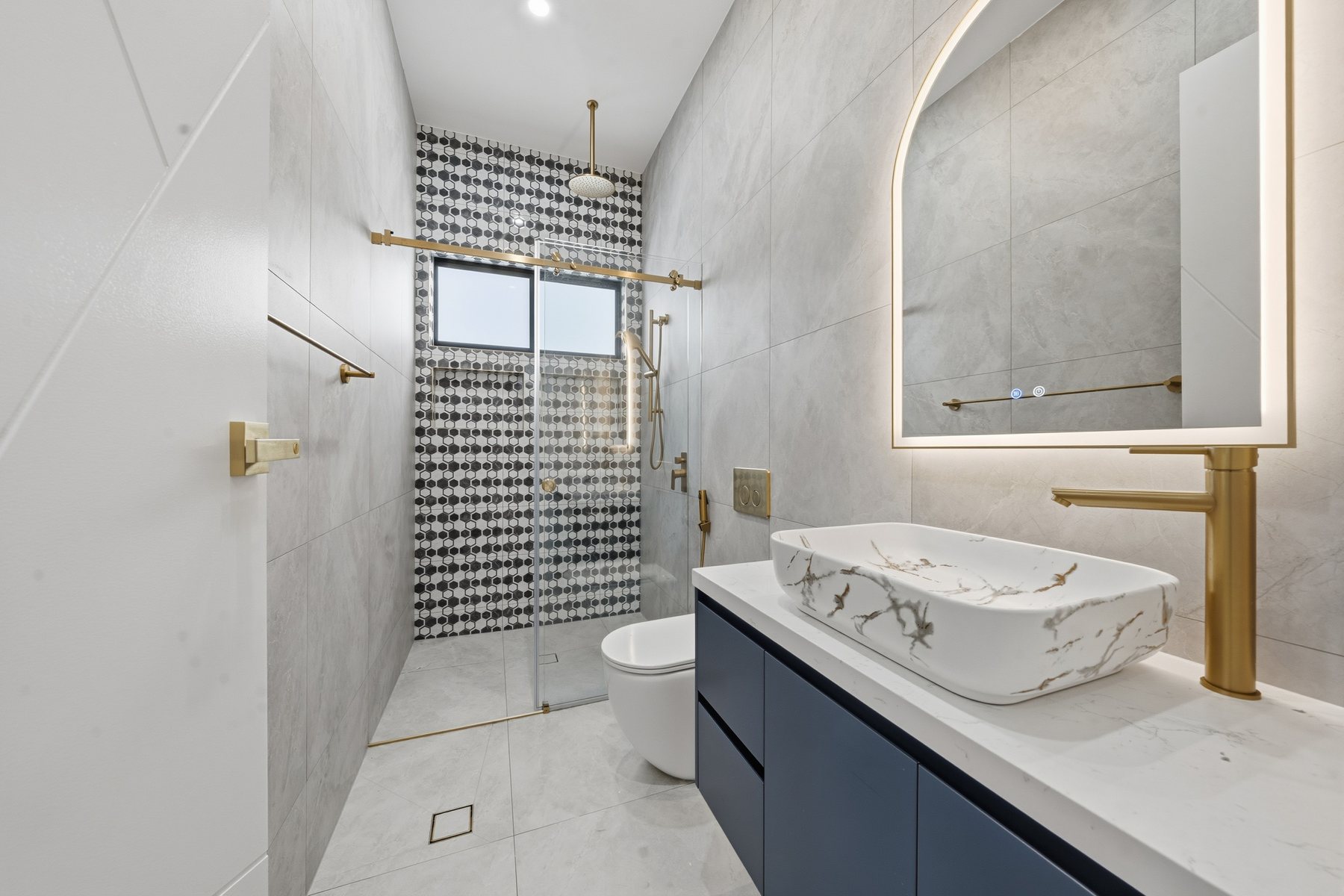 Atrium Family Residence gallery photo 18