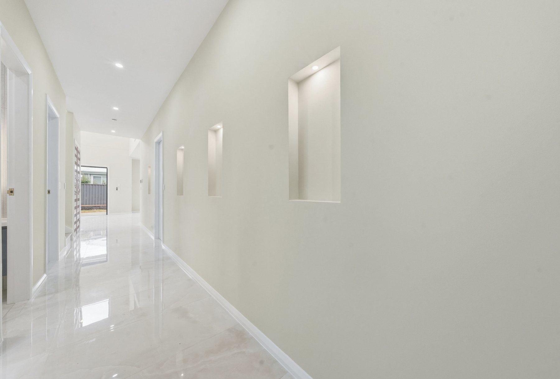 Atrium Family Residence gallery photo 27