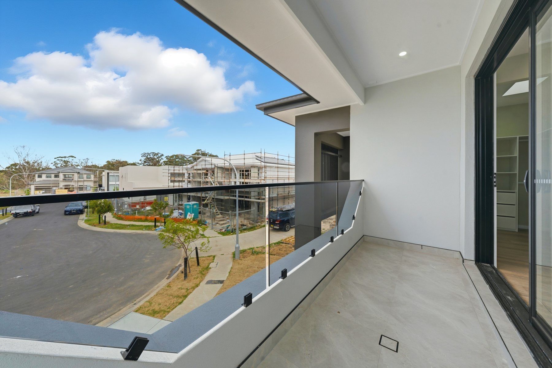 Atrium Family Residence gallery photo 30