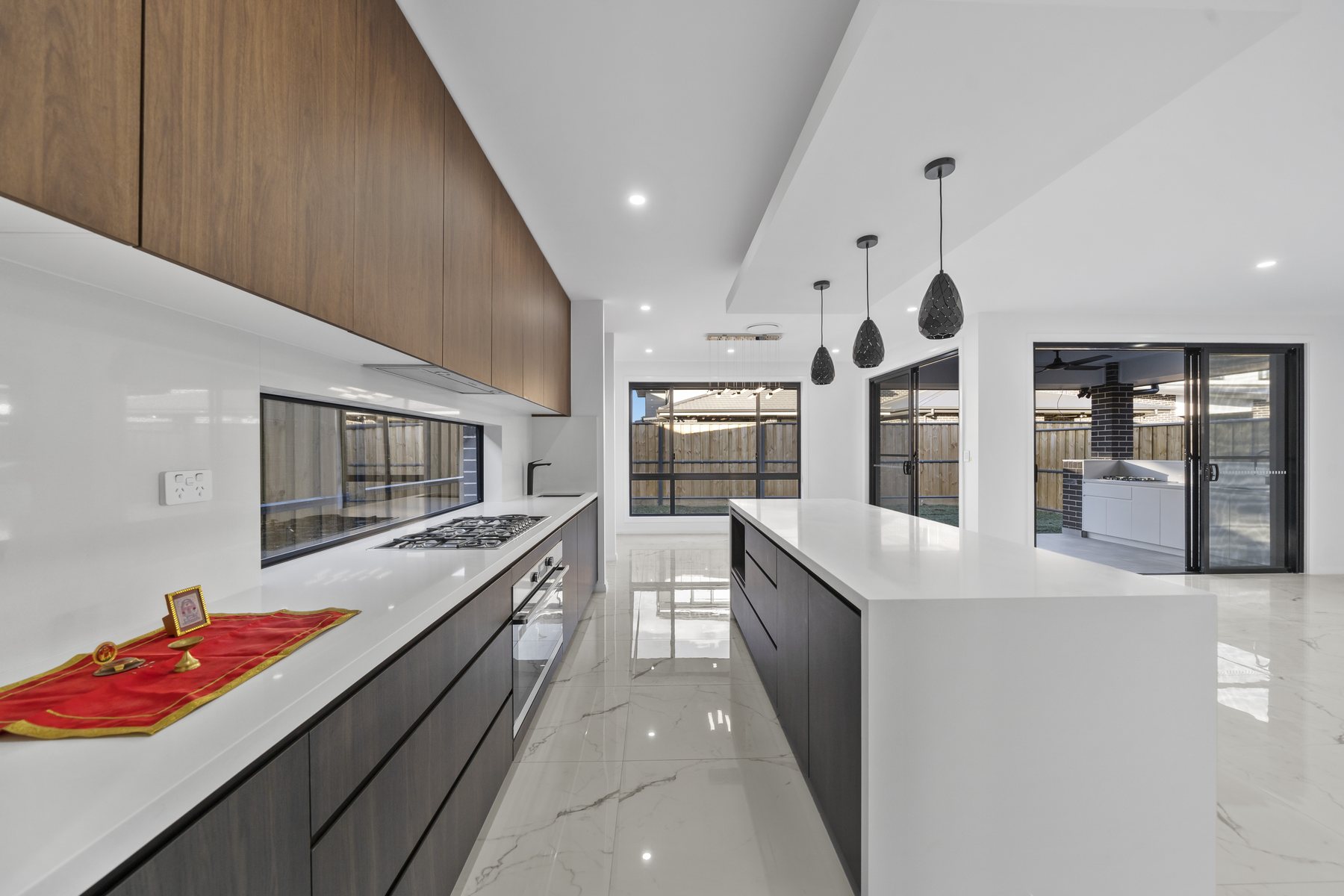 Courtyard Family Residence gallery image 5