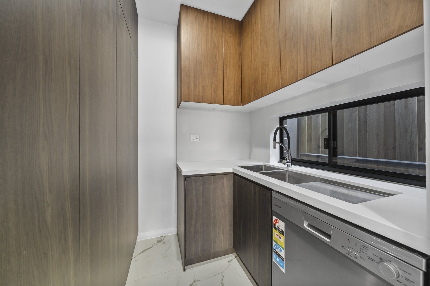 Courtyard Family Residence gallery photo 7