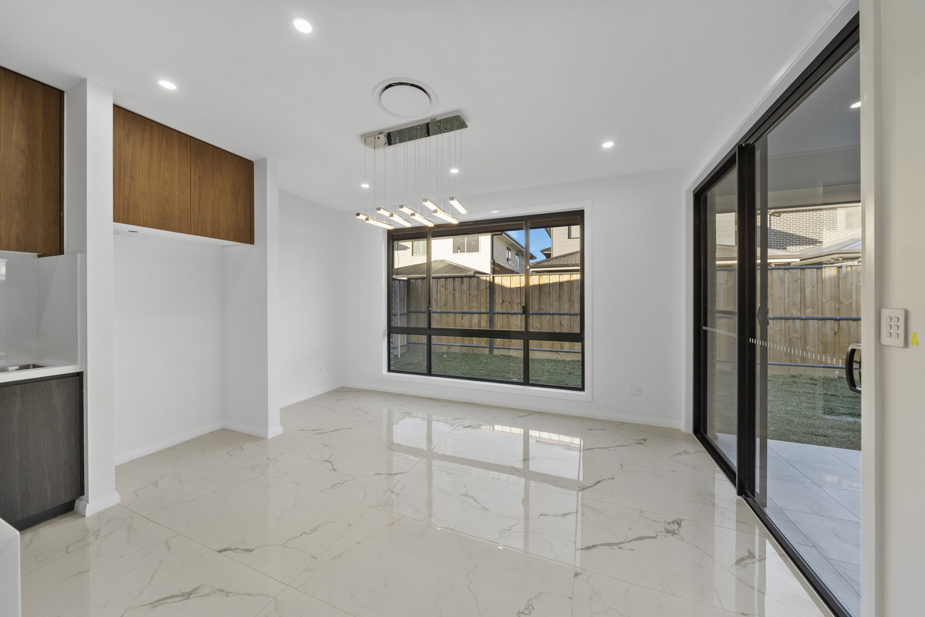 Courtyard Family Residence gallery photo 8