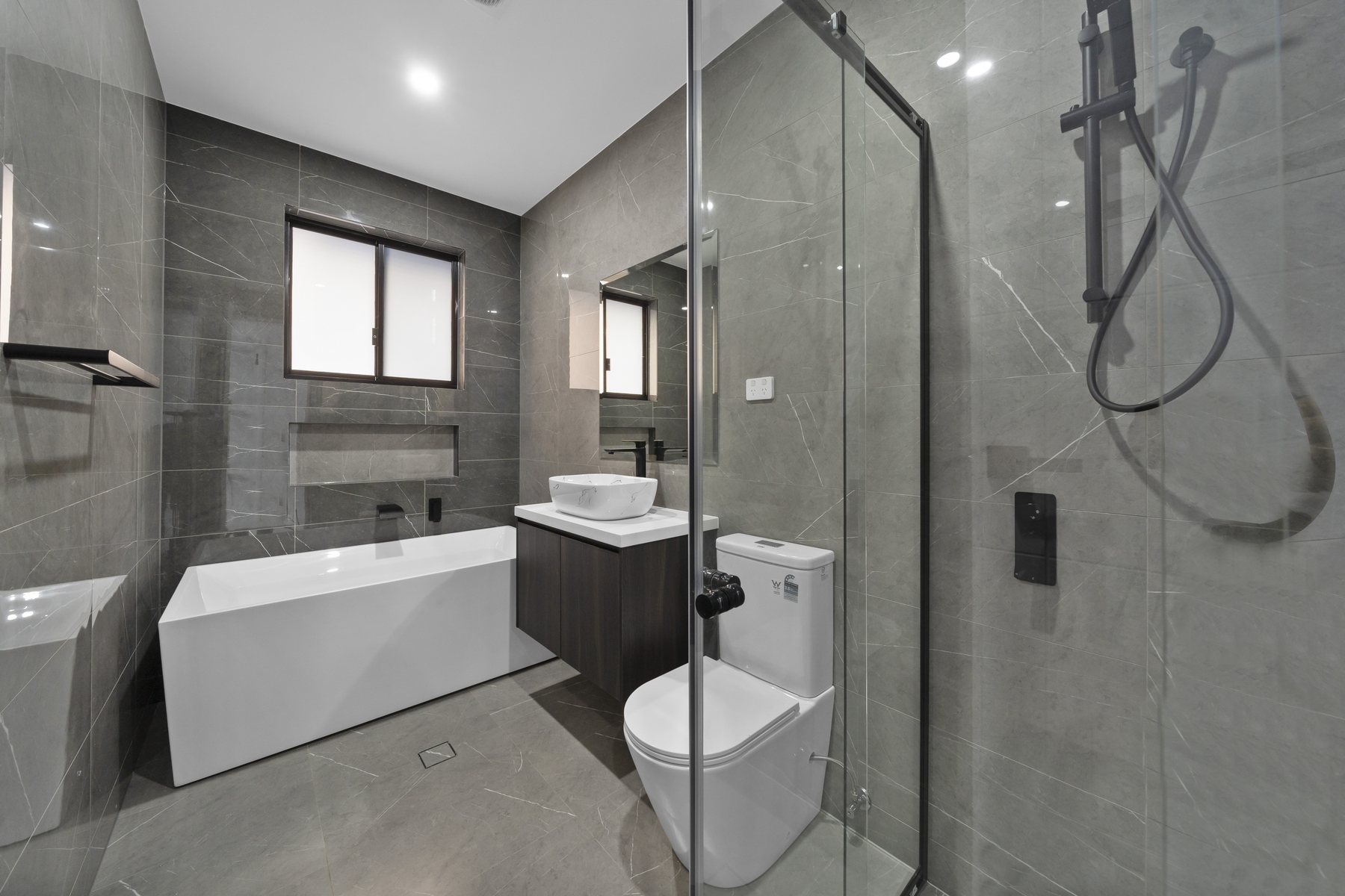 Courtyard Family Residence gallery photo 13