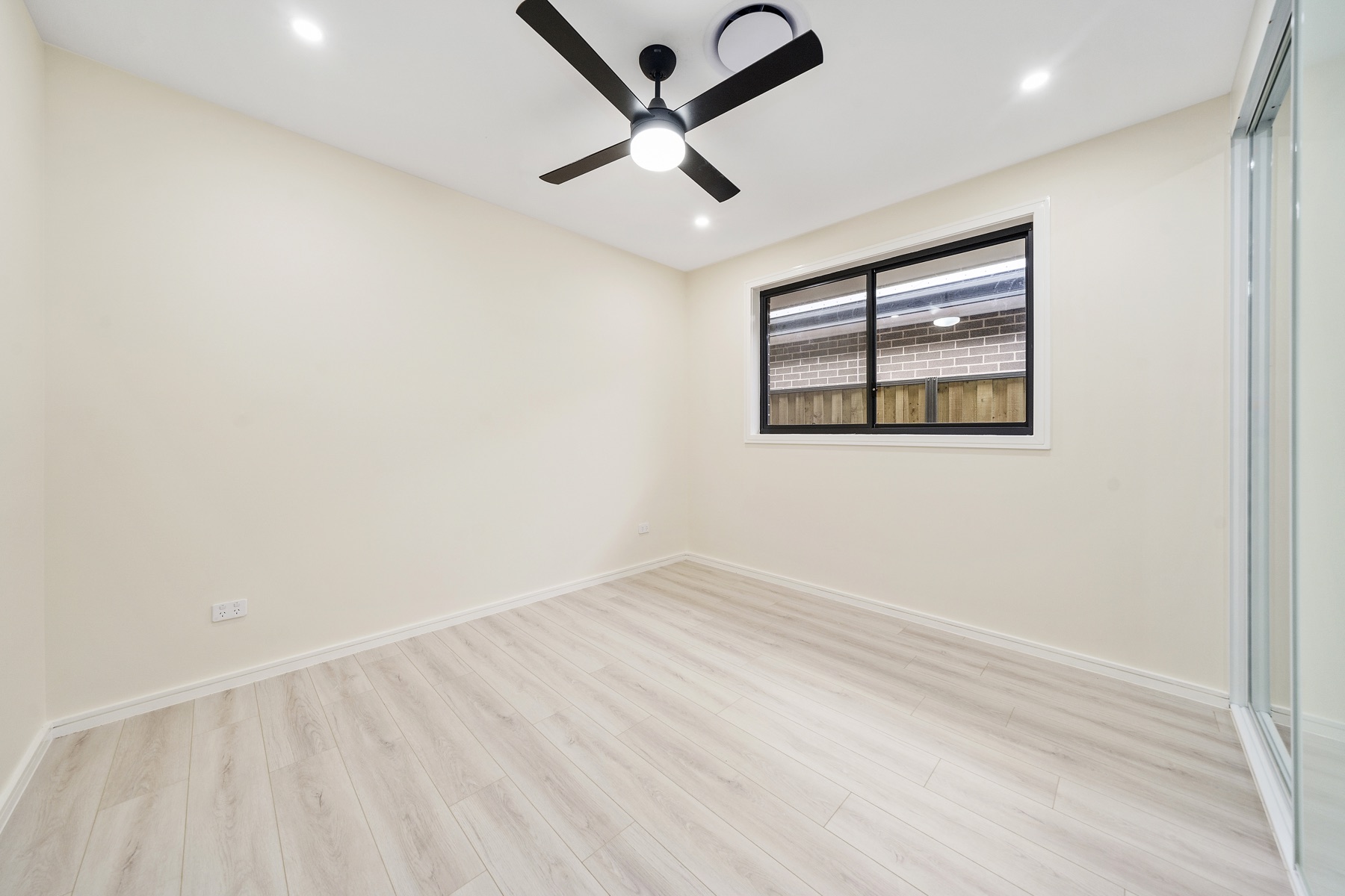Mistflower Residence gallery image 3