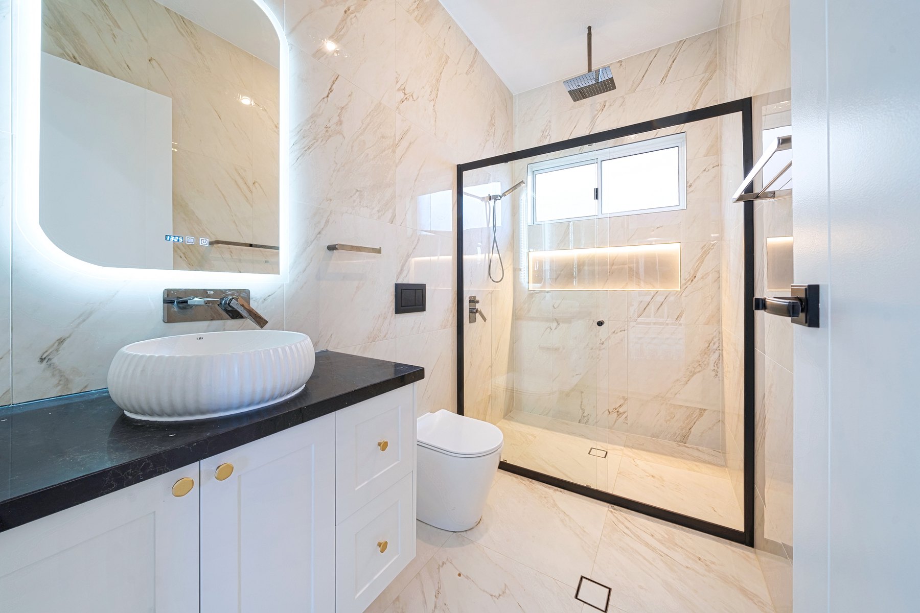 Sunset Family Residence gallery photo 15