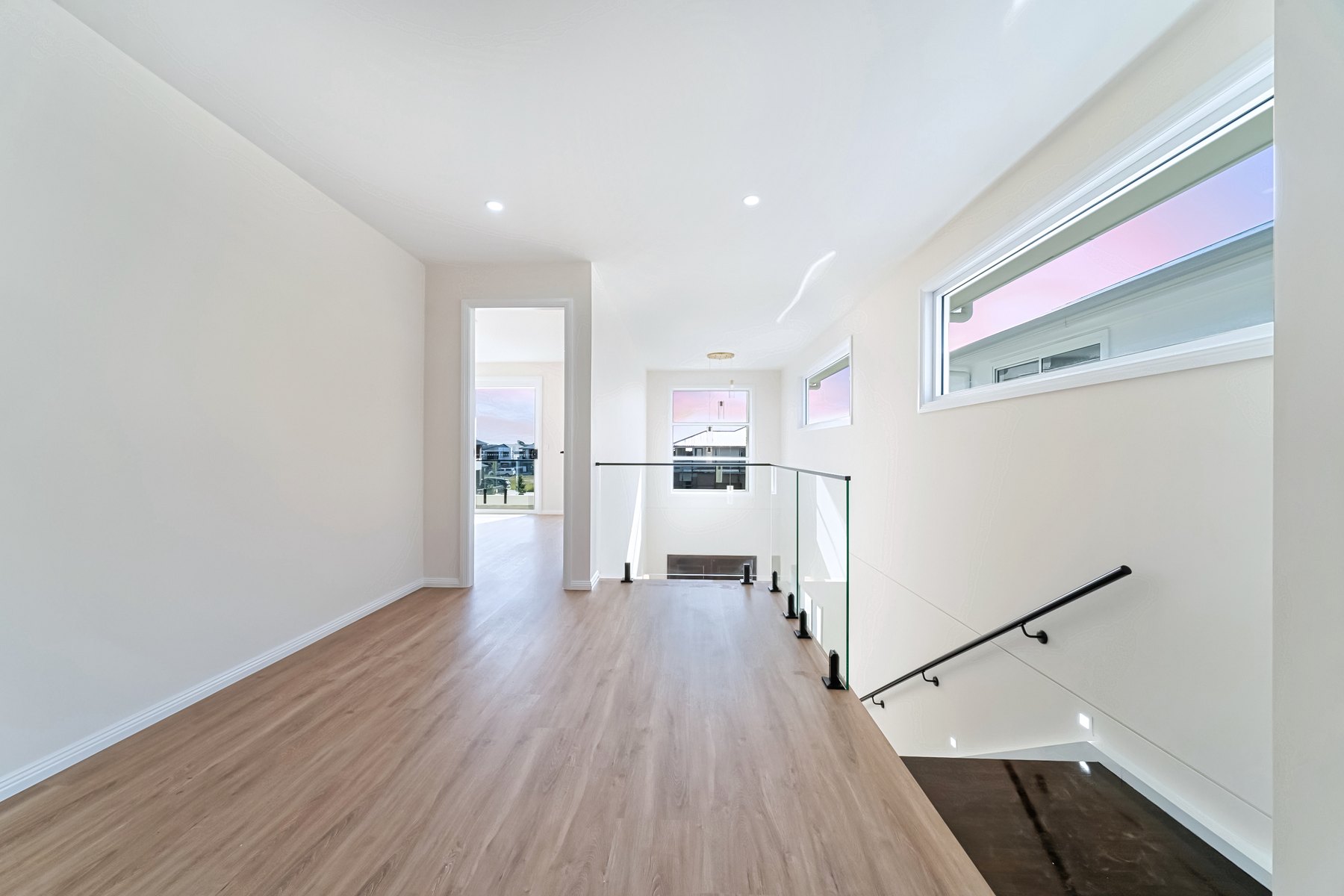 Sunset Family Residence gallery photo 17