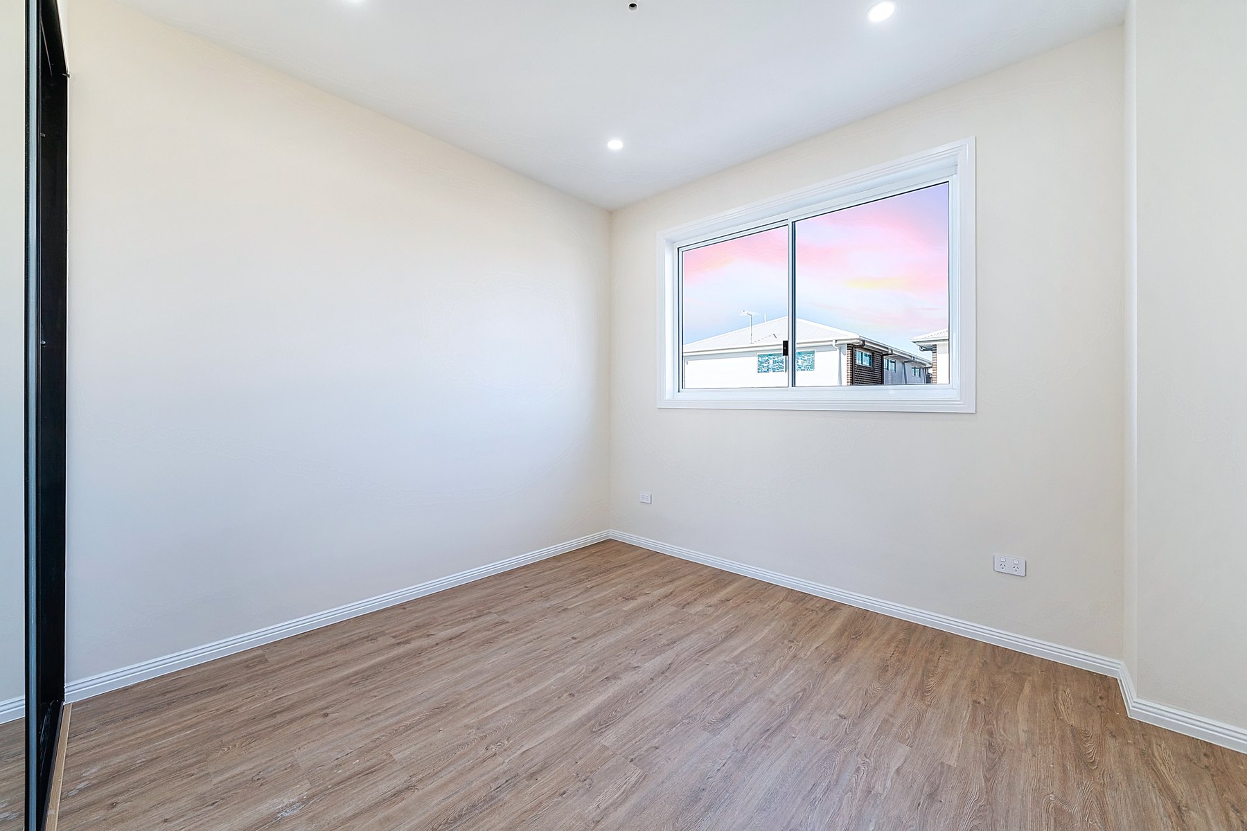 Sunset Family Residence gallery photo 20
