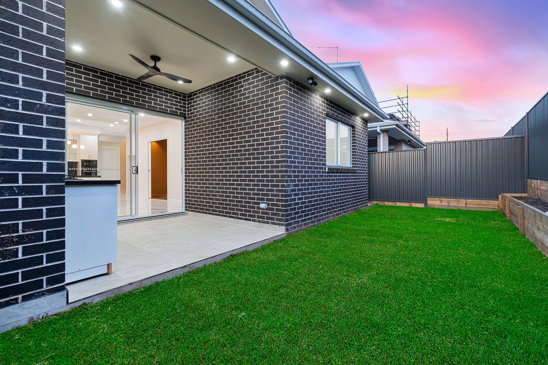 Sunset Family Residence gallery photo 24