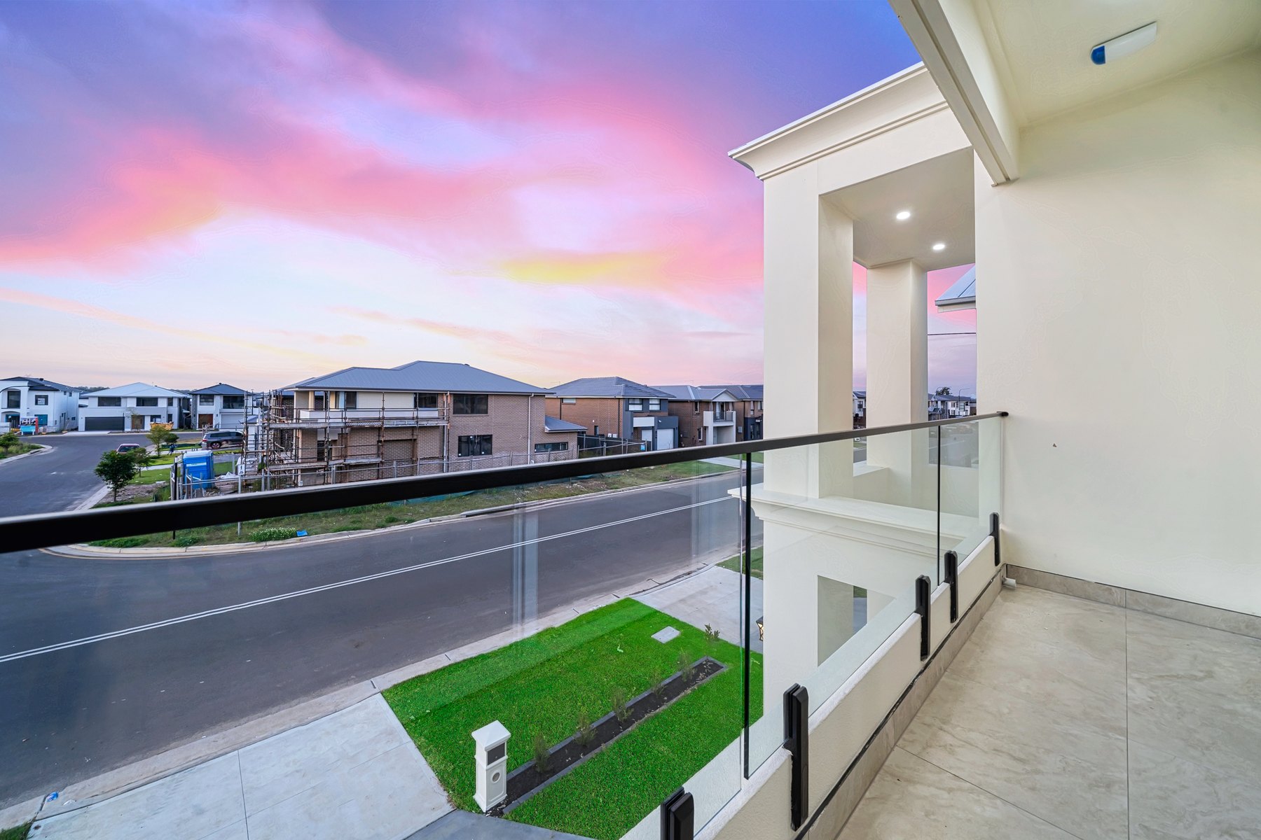 Sunset Family Residence gallery photo 25